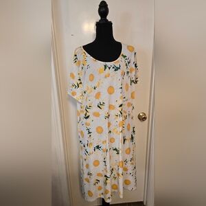 Women's sunflower print dress